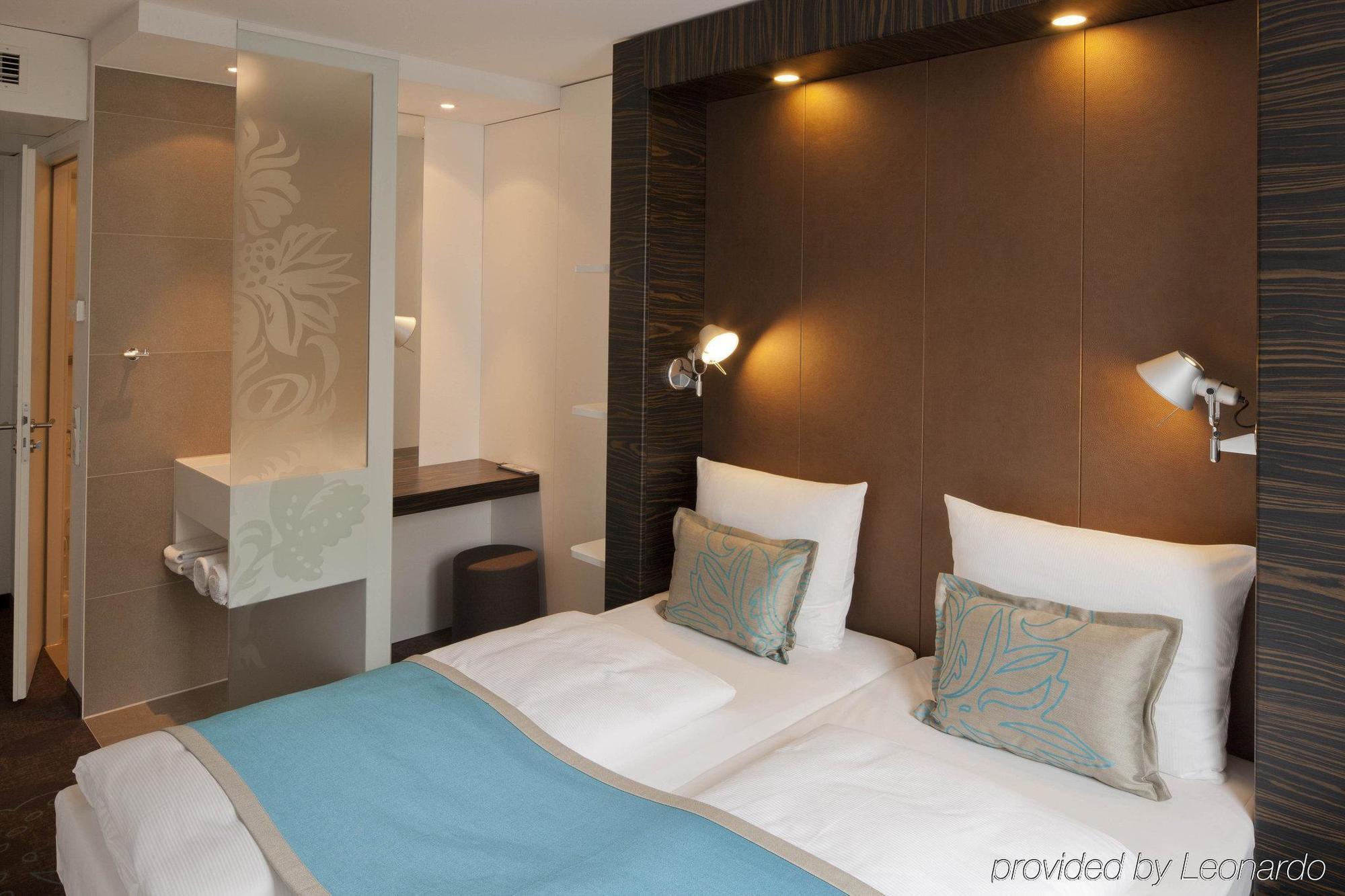 Motel One Nuernberg-Plaerrer מראה חיצוני תמונה